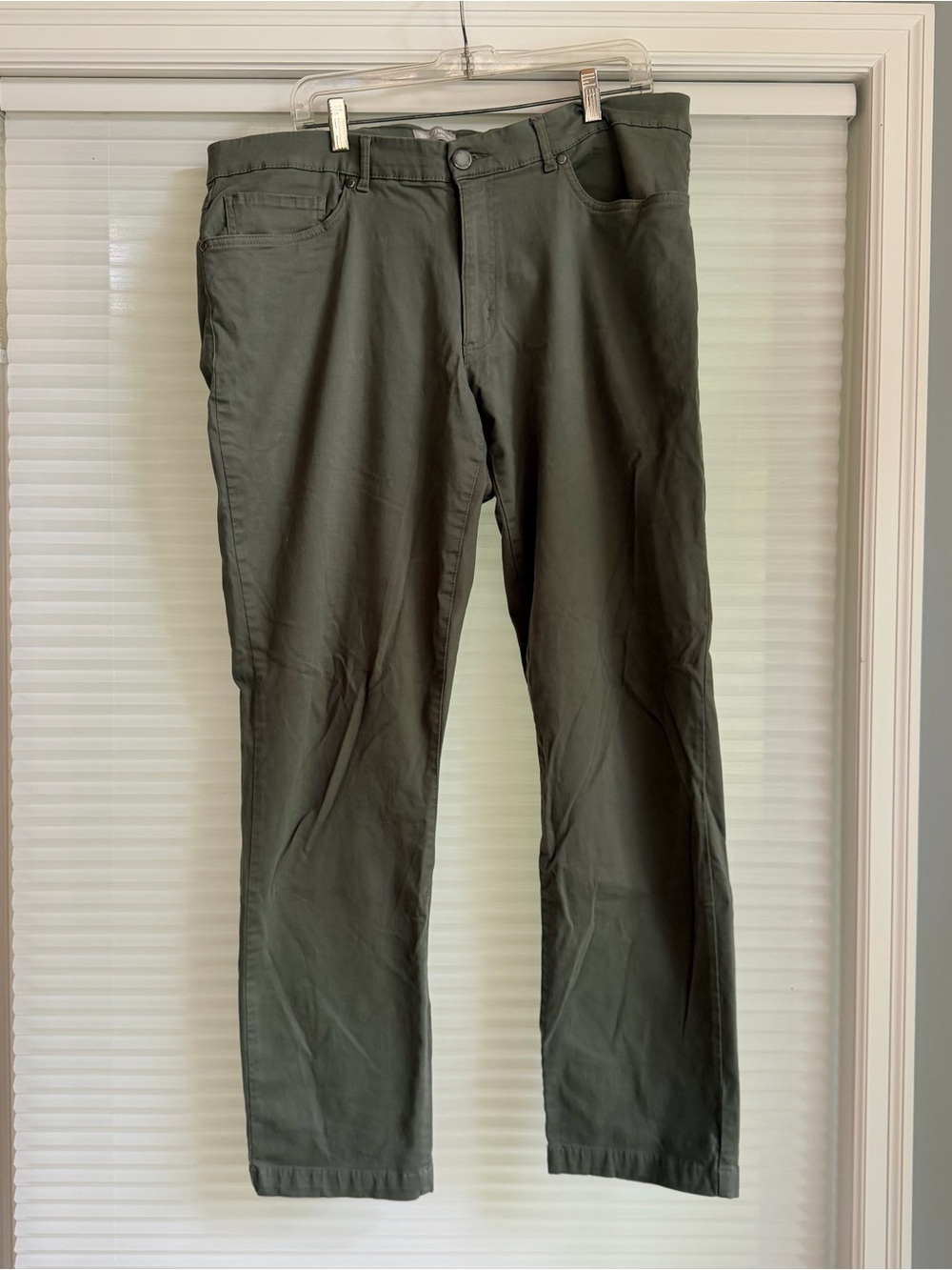Hickey Freeman Nee York Straight-Leg Chinos